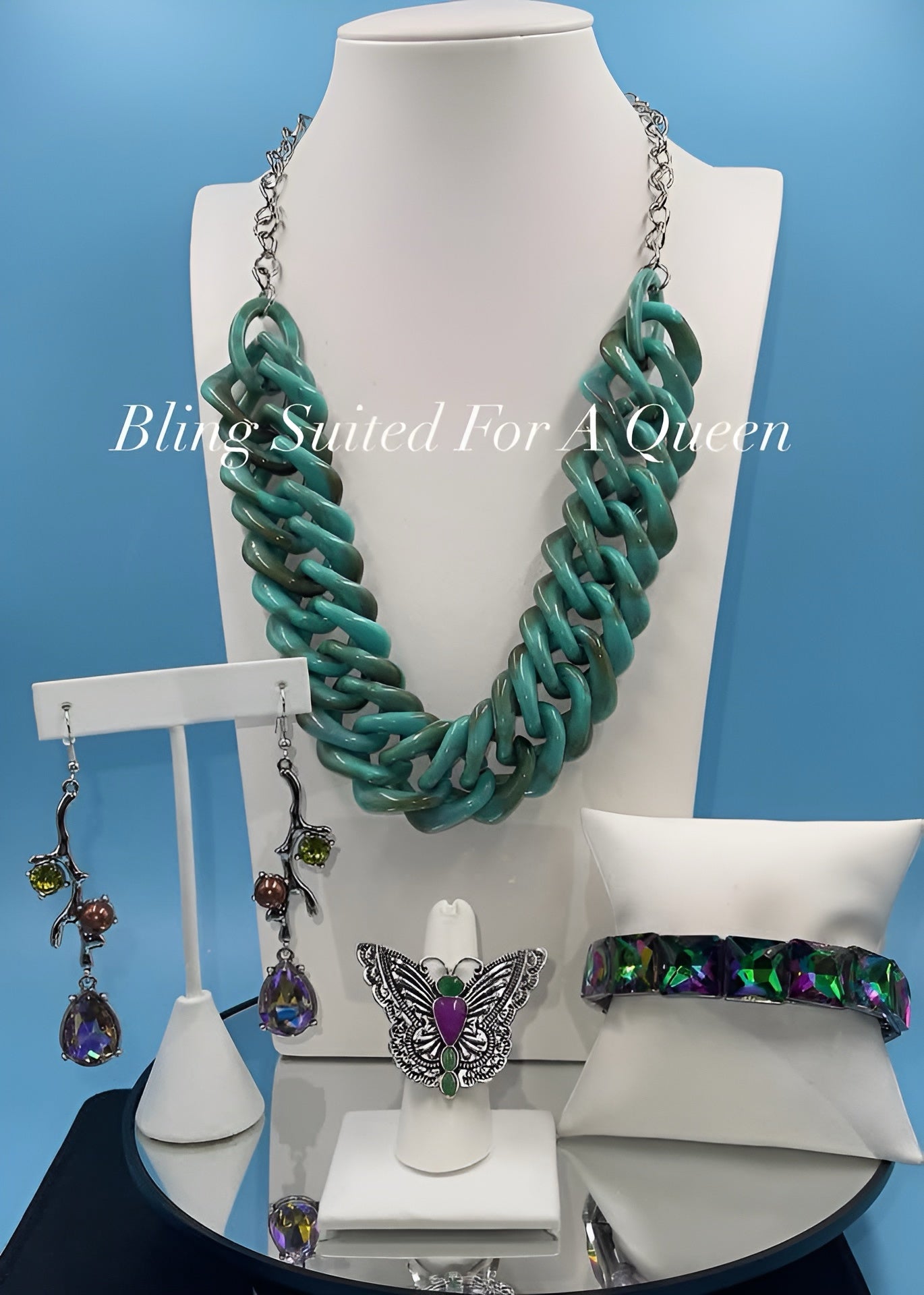 Set It Up with Lola - green lucite