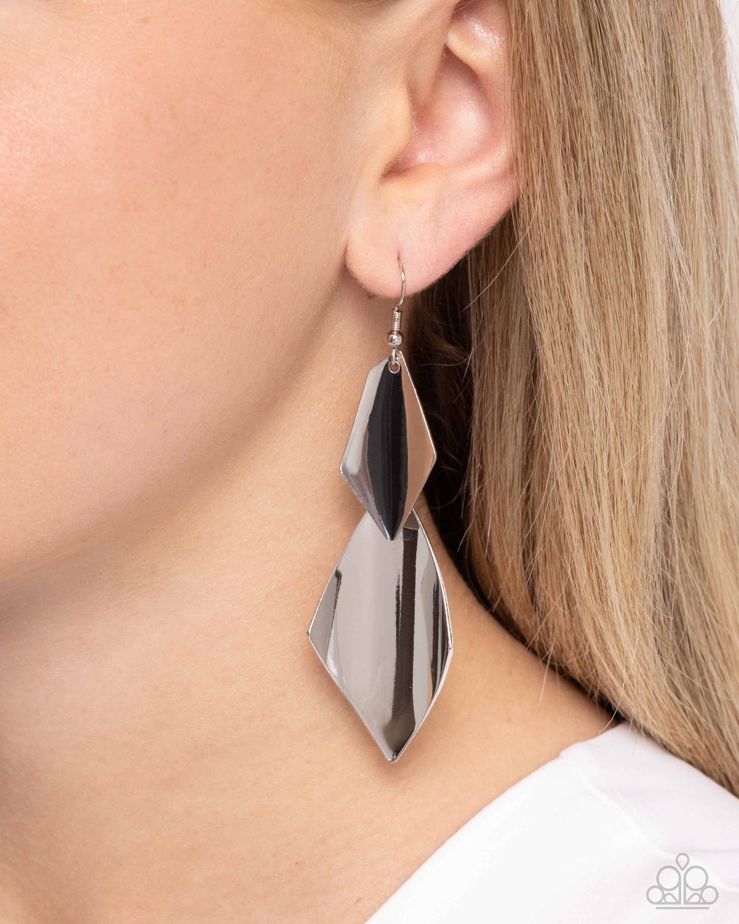 Skillfully Sheared - Silver earrings