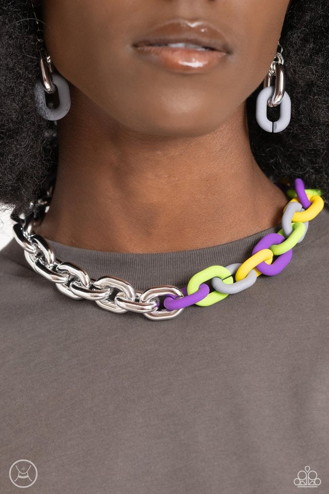 Contrasting couture necklace and bracelet set it up with Lola silver