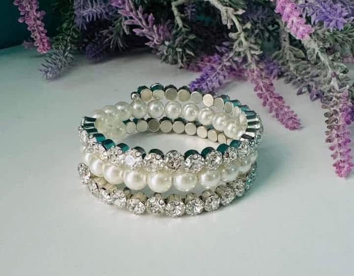 Grandiose Glitz - white bracelet LOP Dec 24’