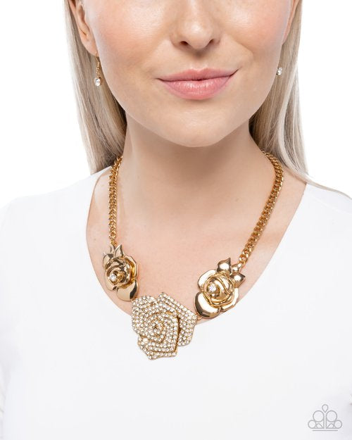 Bouquet Beacon gold necklace