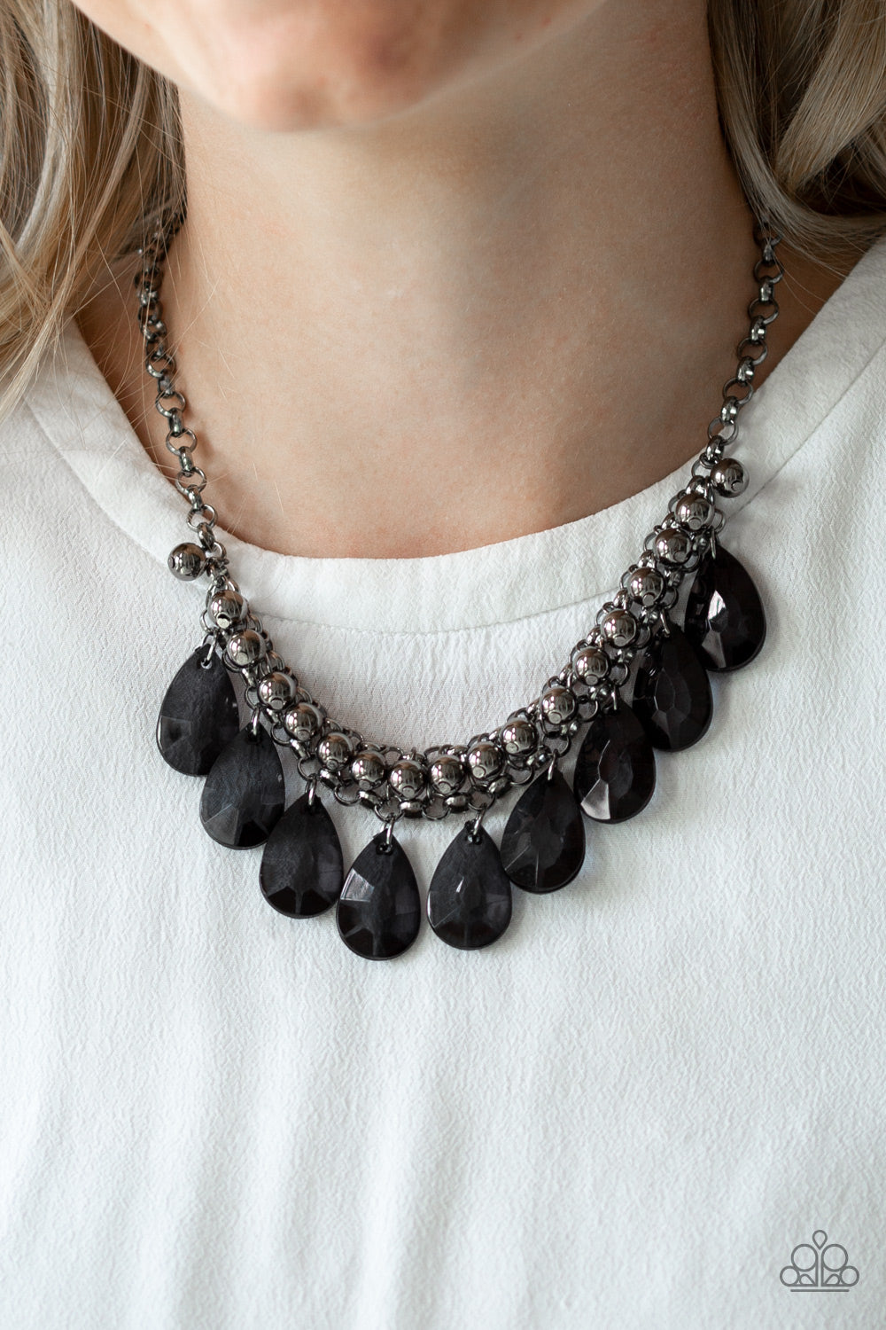 Fashionista Flair - Black necklace-Vintage