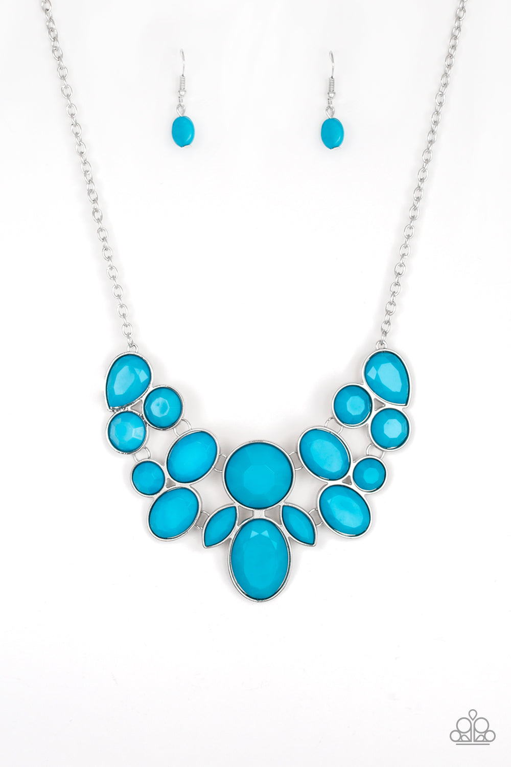 Demi-Diva - Blue necklace-Vintage