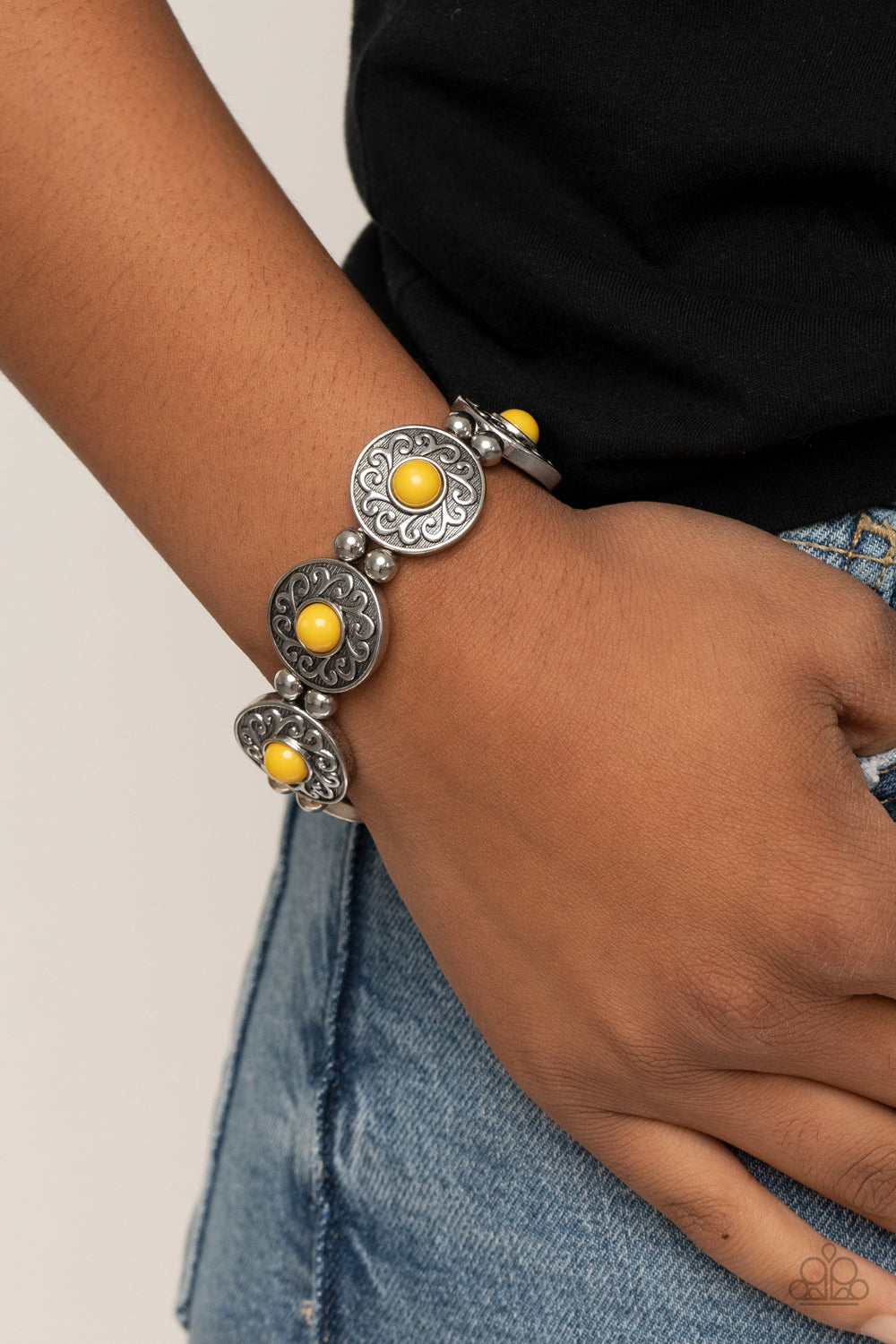 Flirty Finery - Yellow bracelet