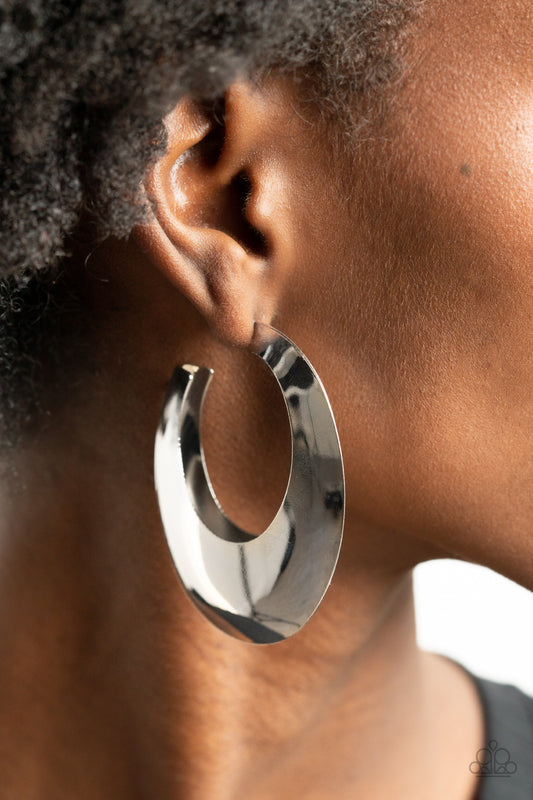 Going OVAL-board - Silver earrings