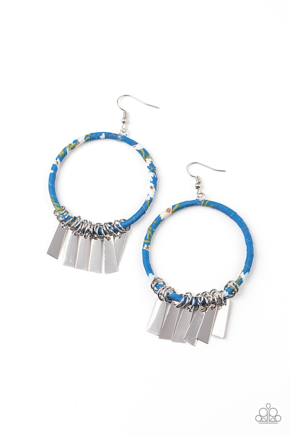 Garden Chimes - Blue earring