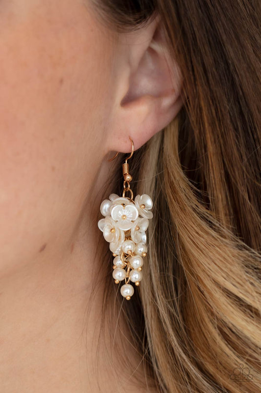 Bountiful Bouquets - Gold earrings