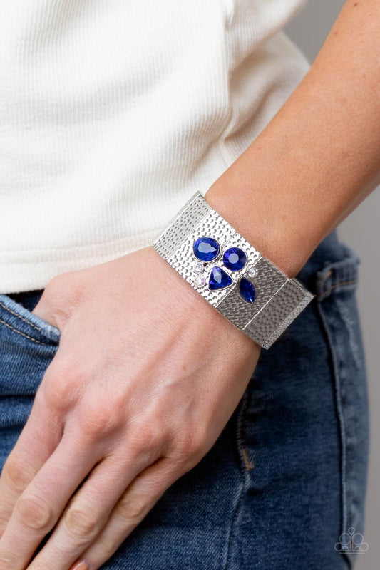 Flickering Fortune - Blue bracelet