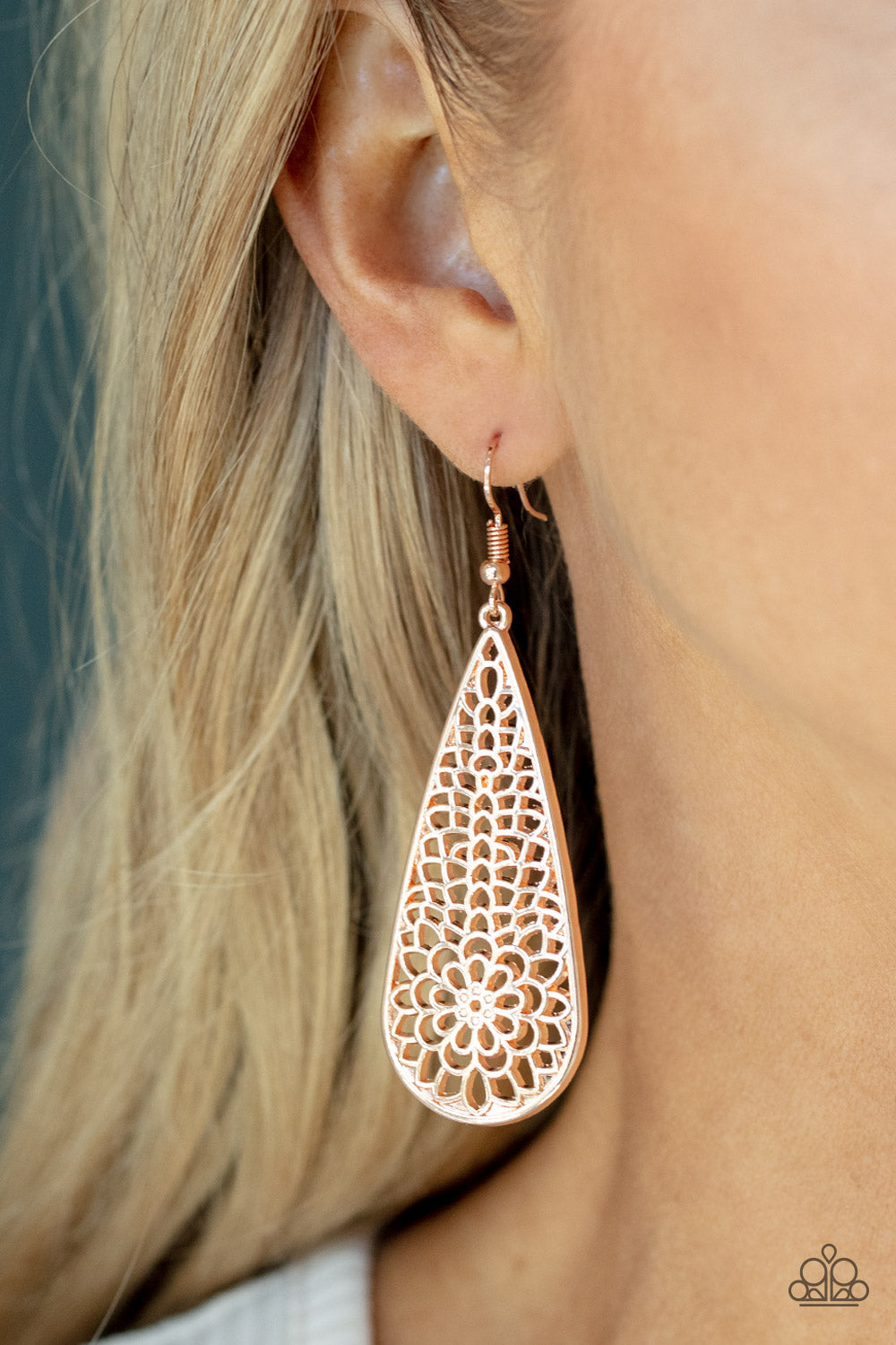 Posy Pasture - Rose Gold earrings