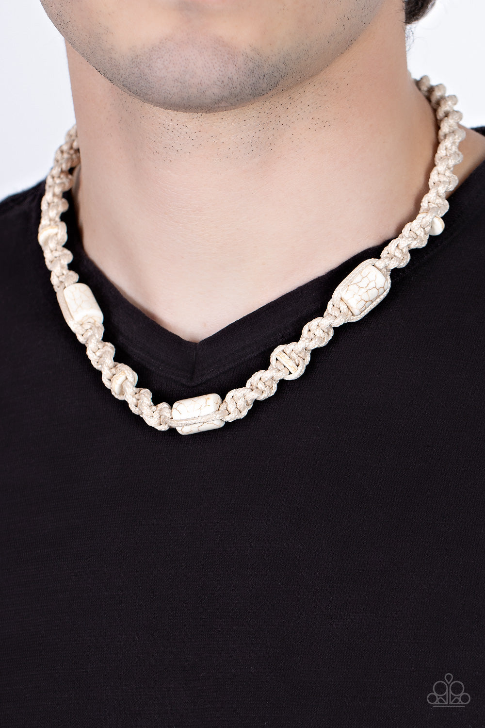 Explorer Exclusive - White necklace