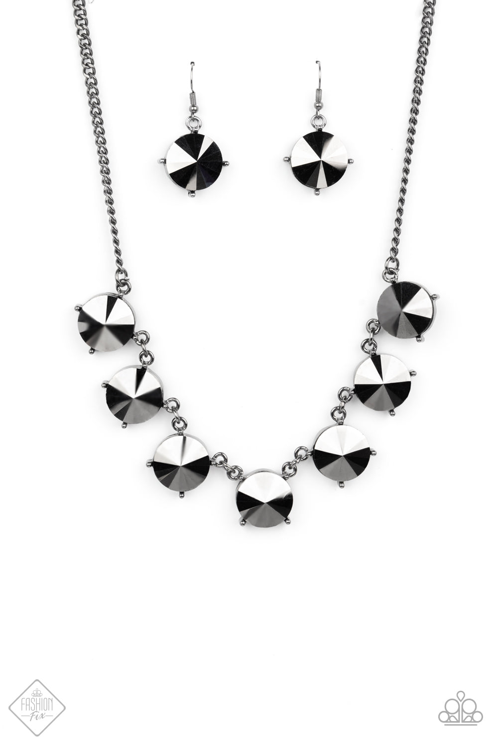 The SHOWCASE Must Go On - Black  necklace Sept fashion fix