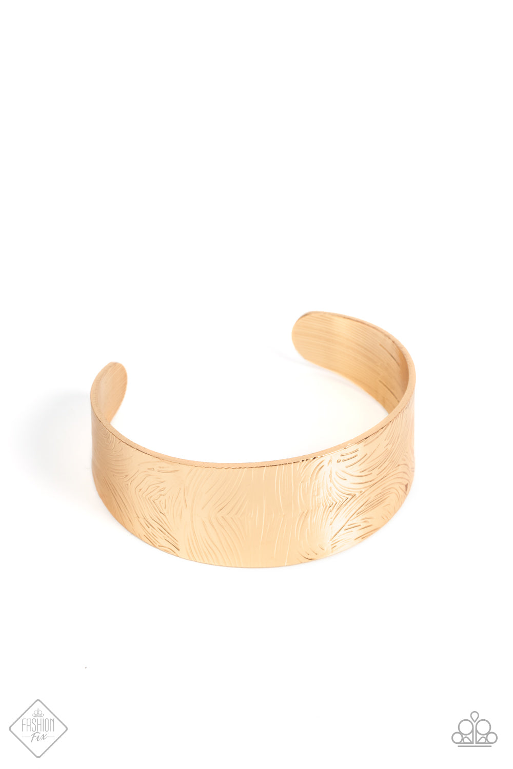 Coolly Curved - Gold bracelet fashion fix