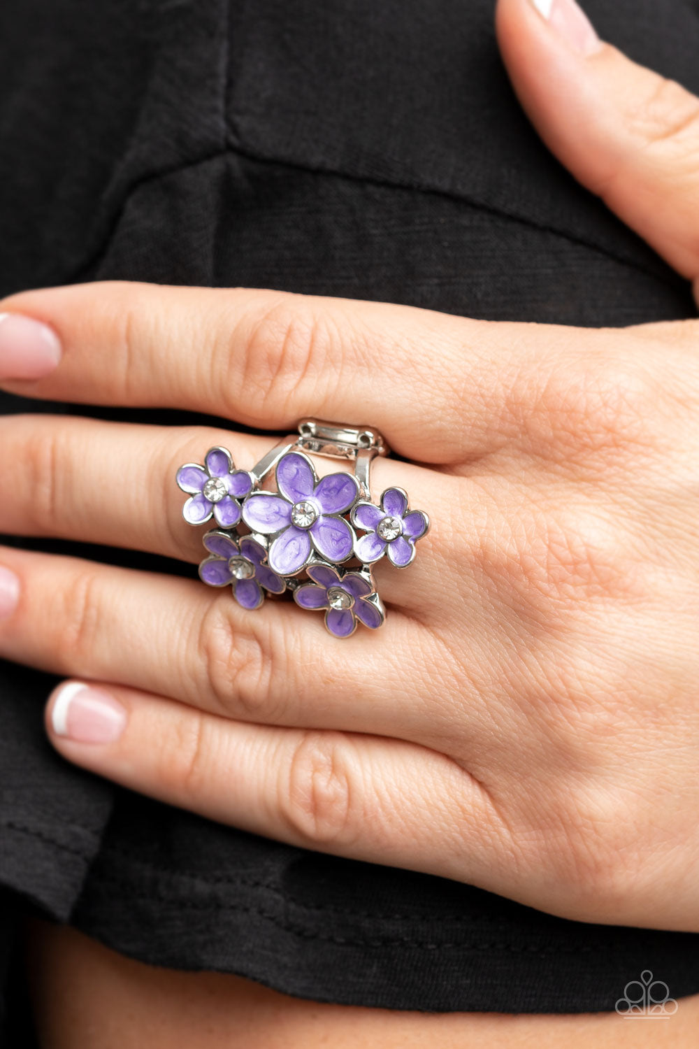 Flores presumidas - Anillo morado