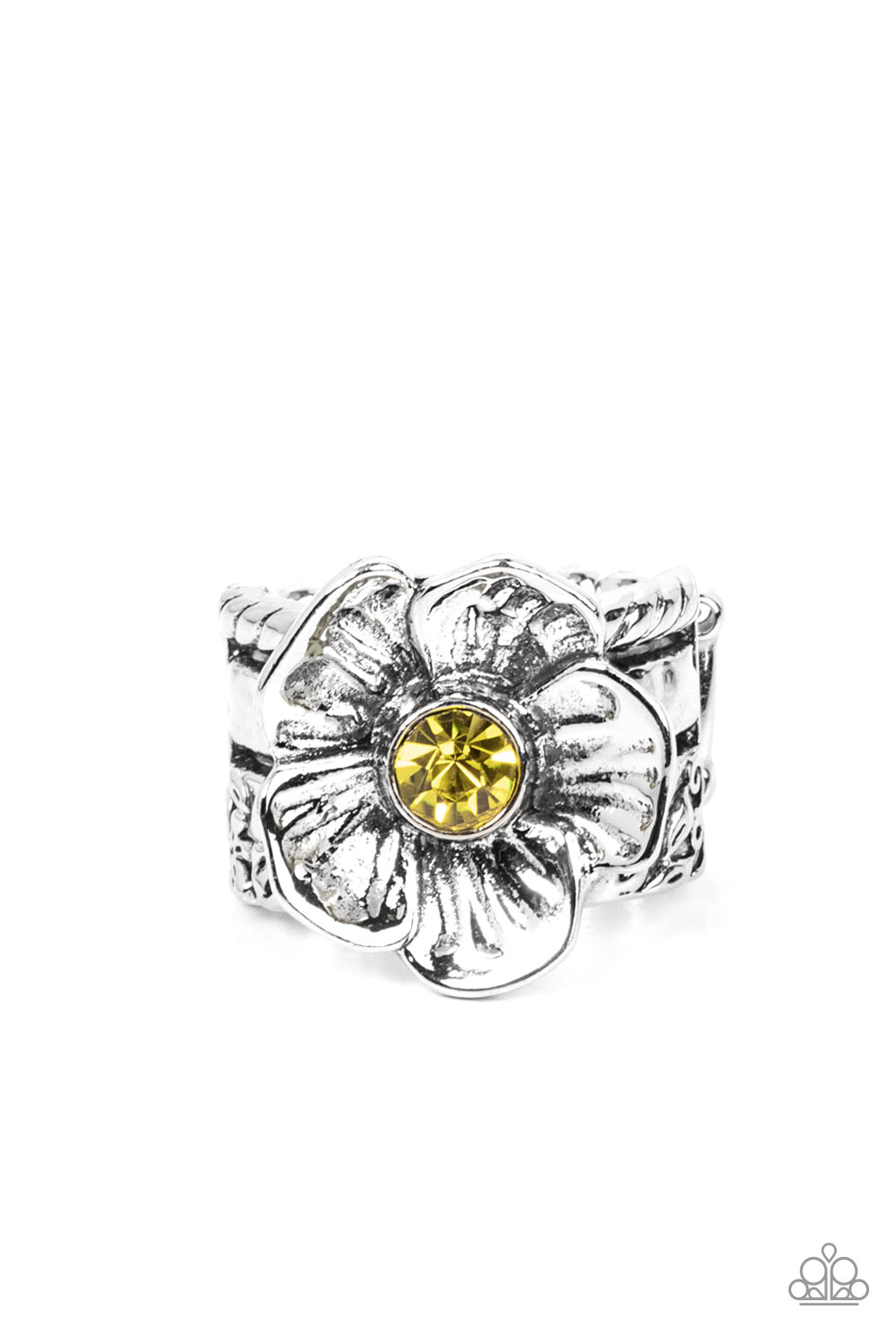 Prismatically Petunia - Yellow ring