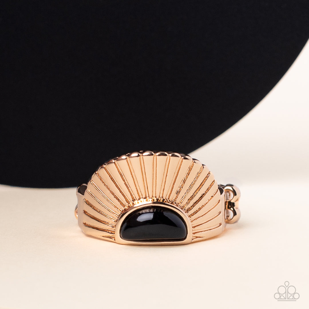 Fabulously FAN-tabulous - Gold ring