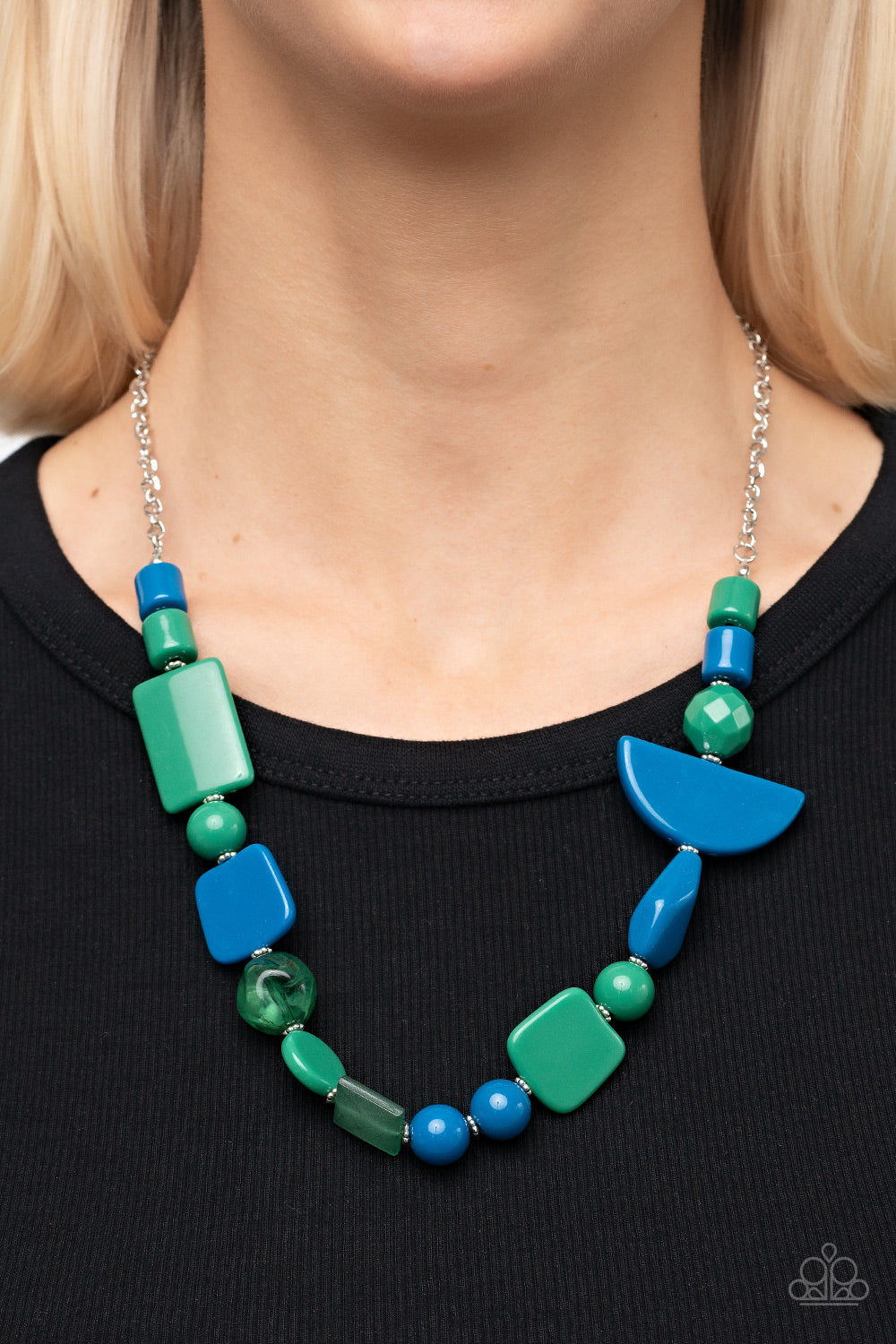 Tranquil Trendsetter - Collar verde