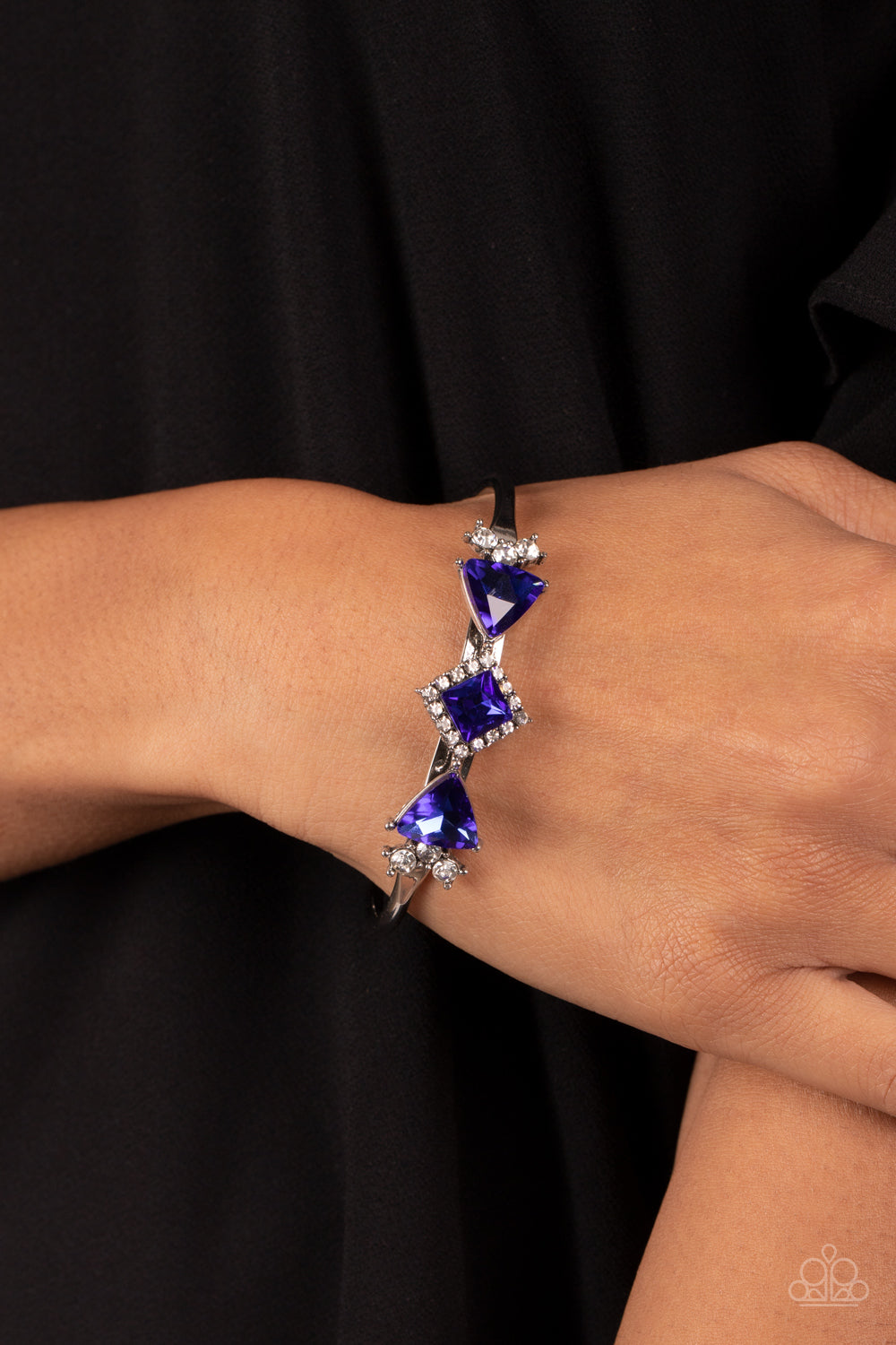 Strategic Sparkle - Blue bracelet