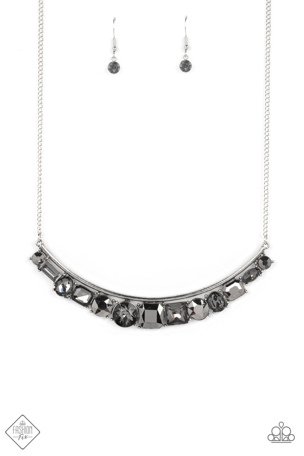 The Only SMOKE-SHOW in Town - Silver necklace fashion fix April 22'