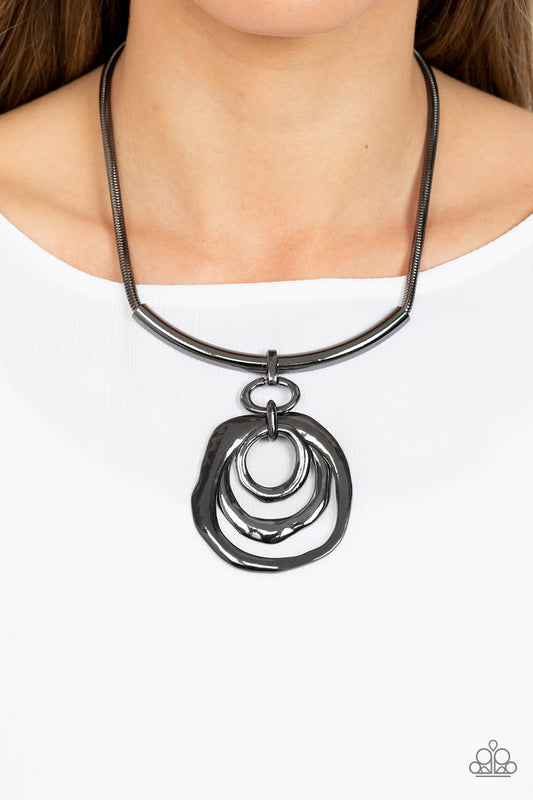 Forged in Fabulous - Black necklace