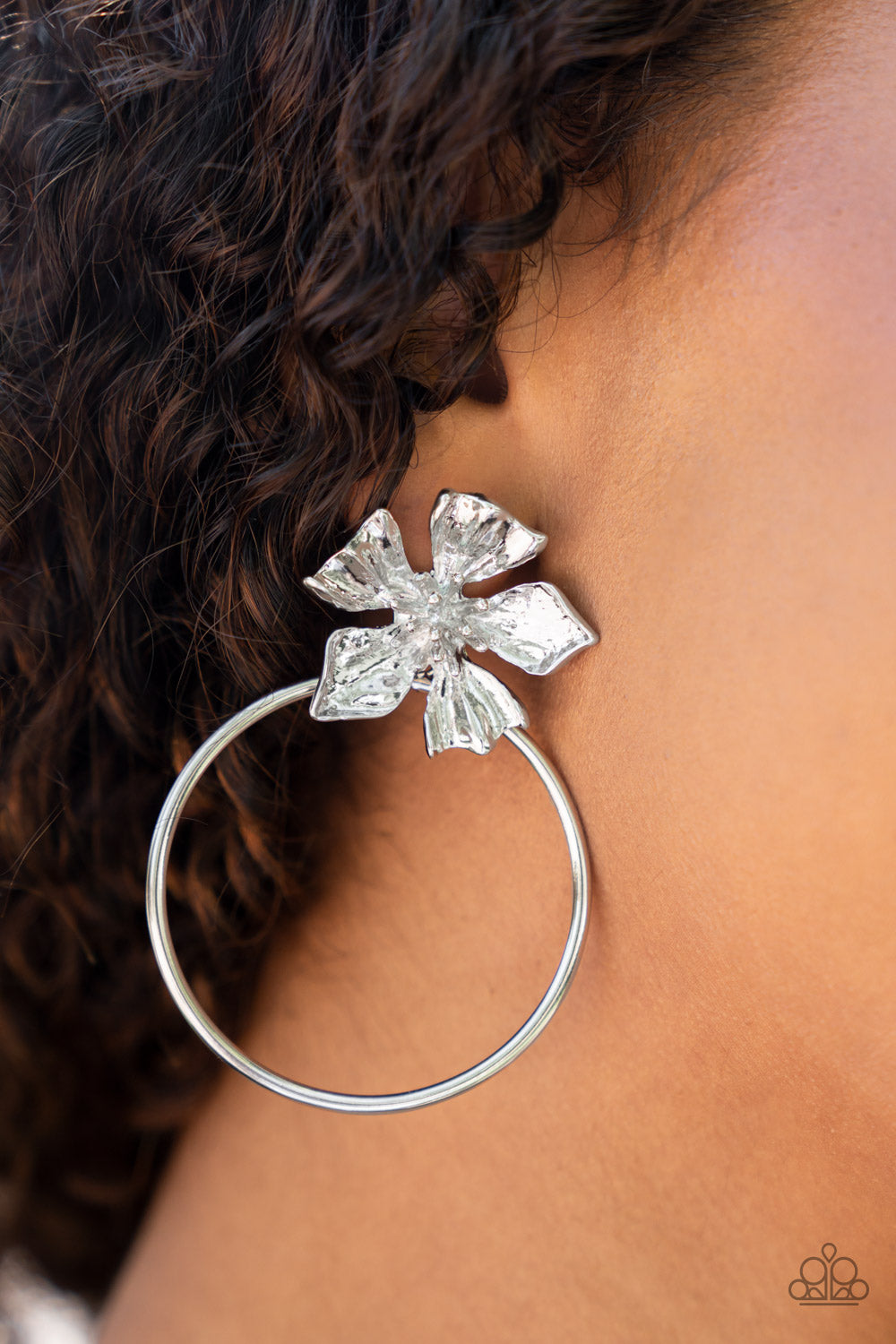 Buttercup Bliss - Silver earrings LOP August 22'