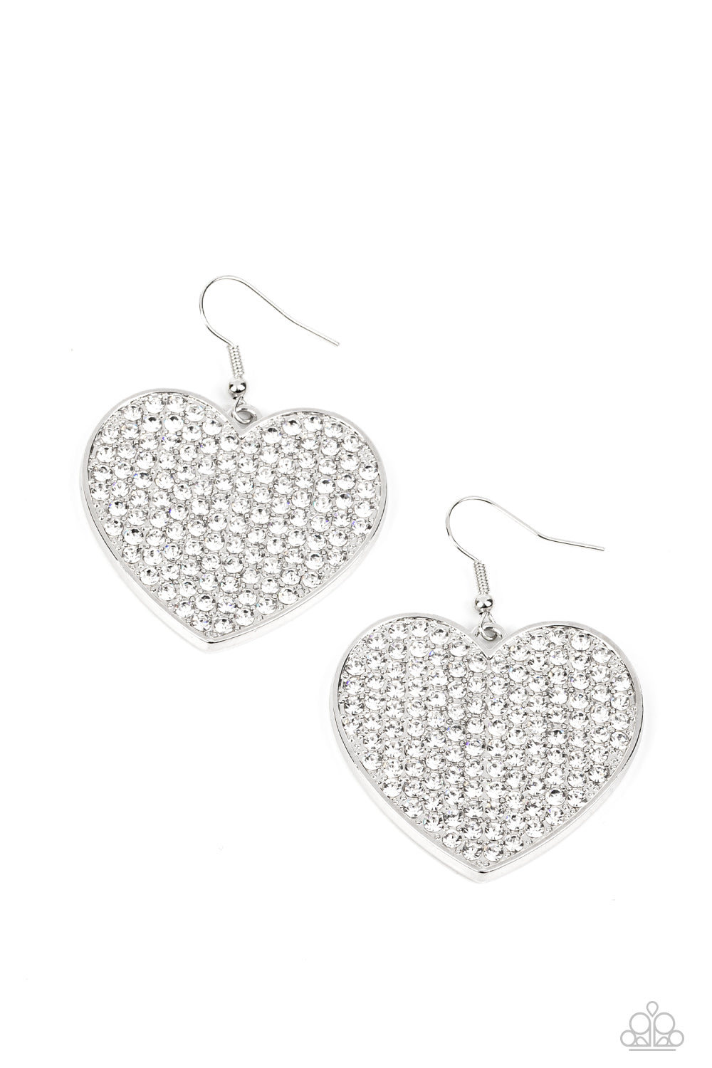 Romantic Reign - White earrings