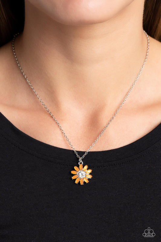 Daisy Diva - Orange necklace