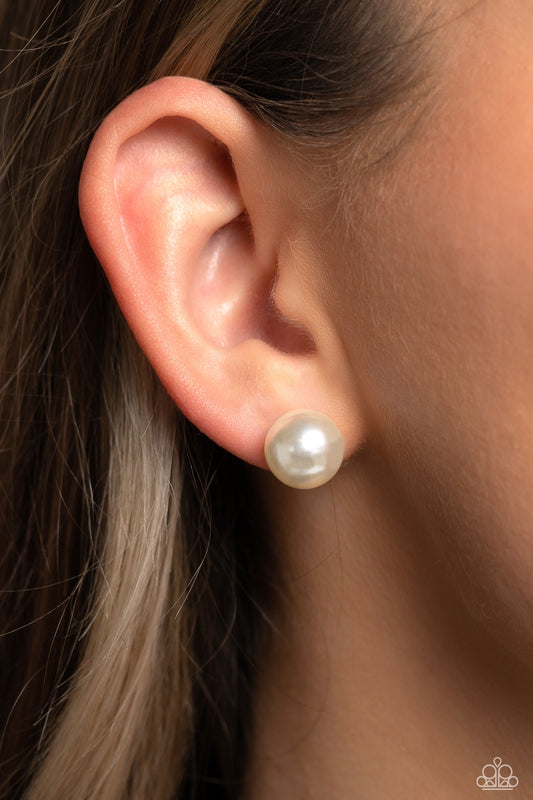 Debutante Details - White earrings