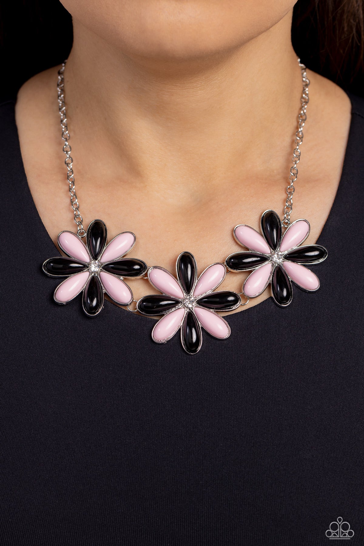 Bodacious Bouquet - Black necklace