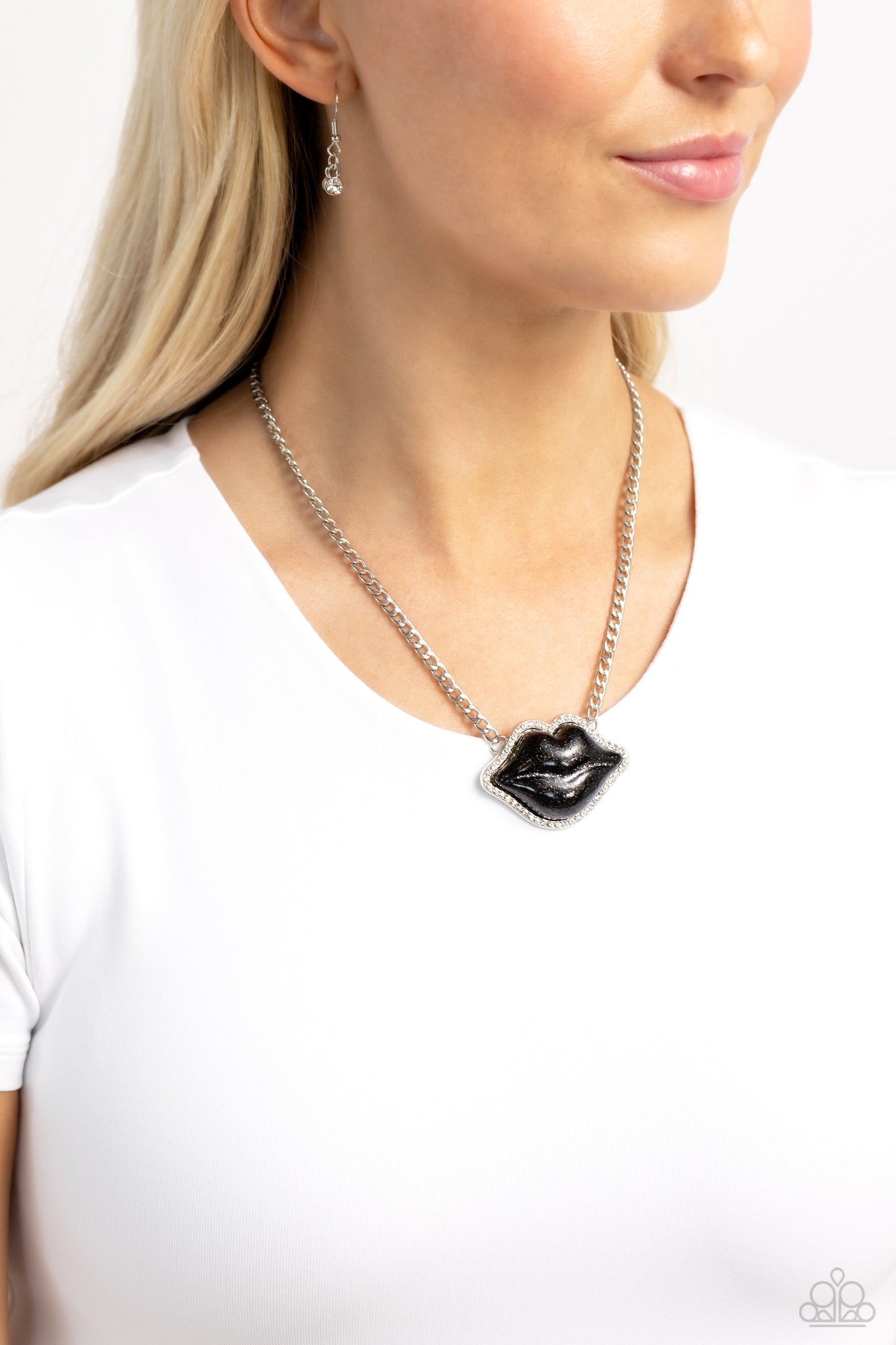 Lip Locked - Black necklace - Limit 2 per order