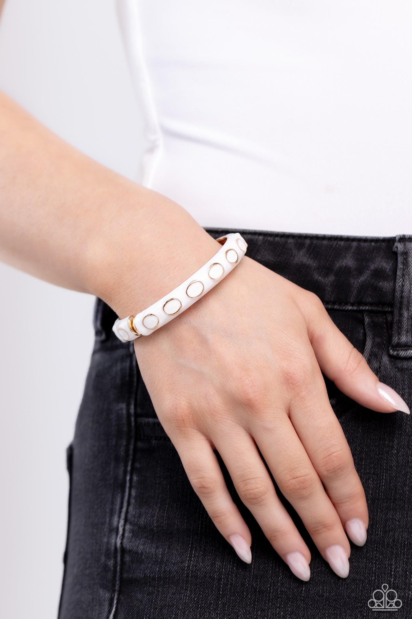 Delightful Diversion - White bracelet