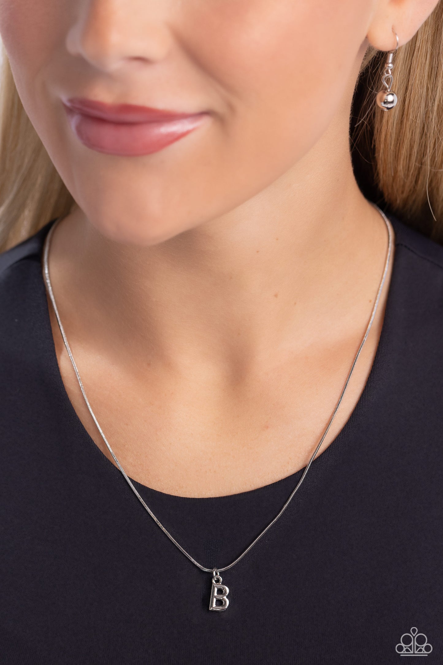 Seize the Initial - Silver - B necklace