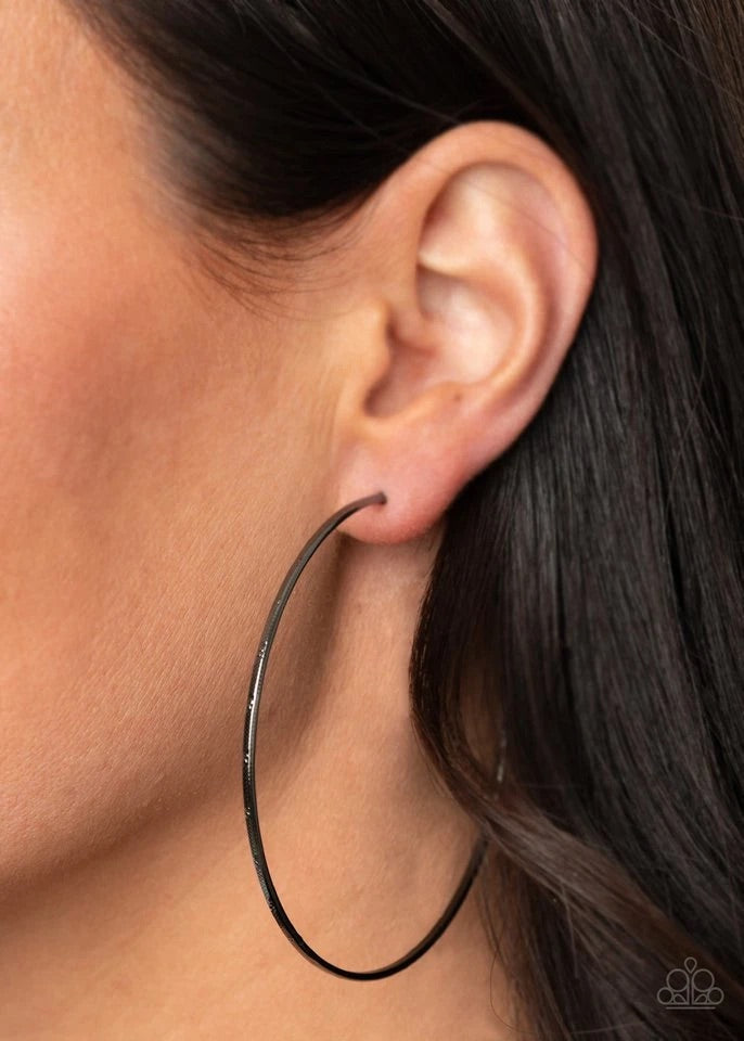 Very Curvaceous - Black earrings